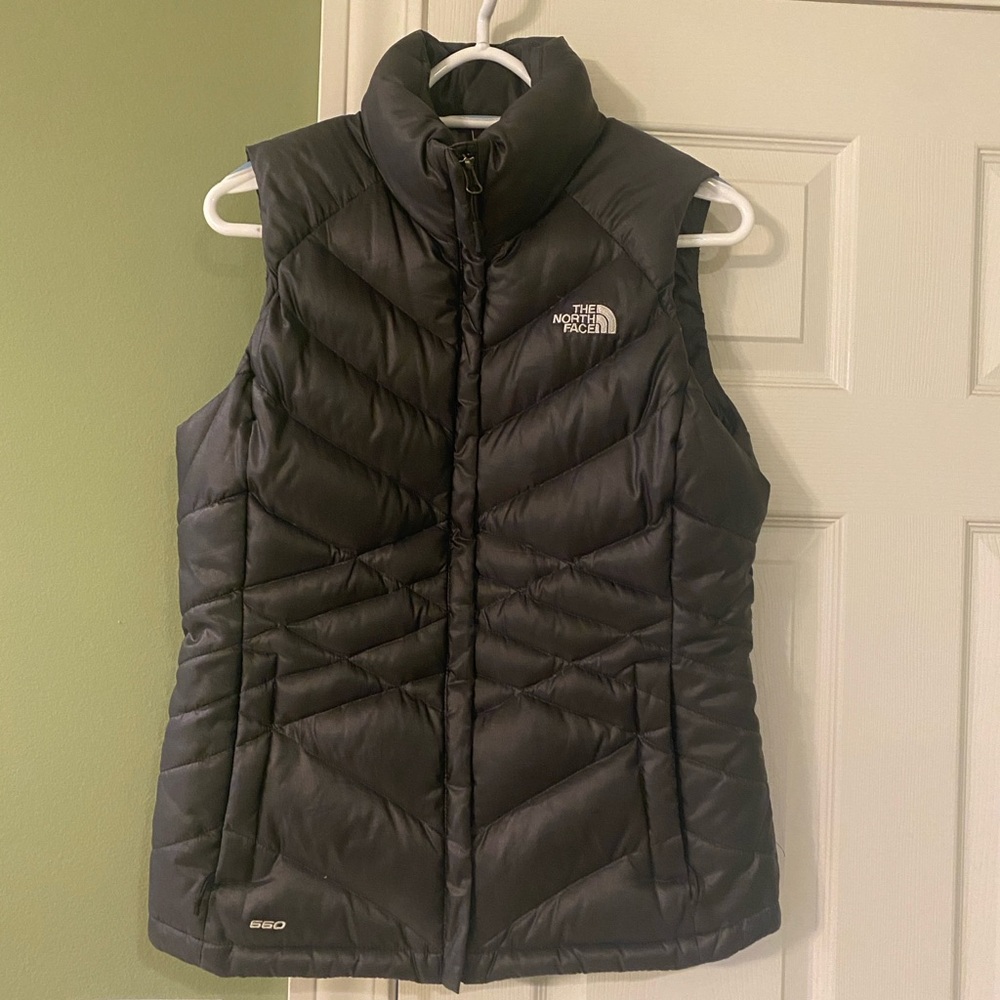 NORTH FACE WOMENS VEST